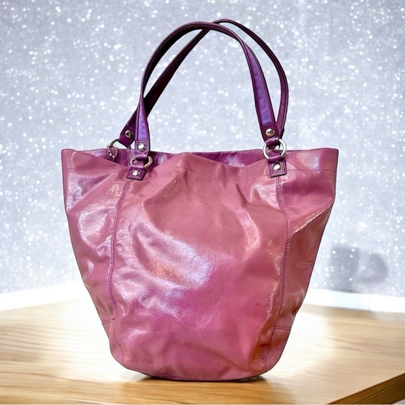 Coach Very Rare Poppy Patent Leather Purple Large Tote Bag - Picture 3 of 14